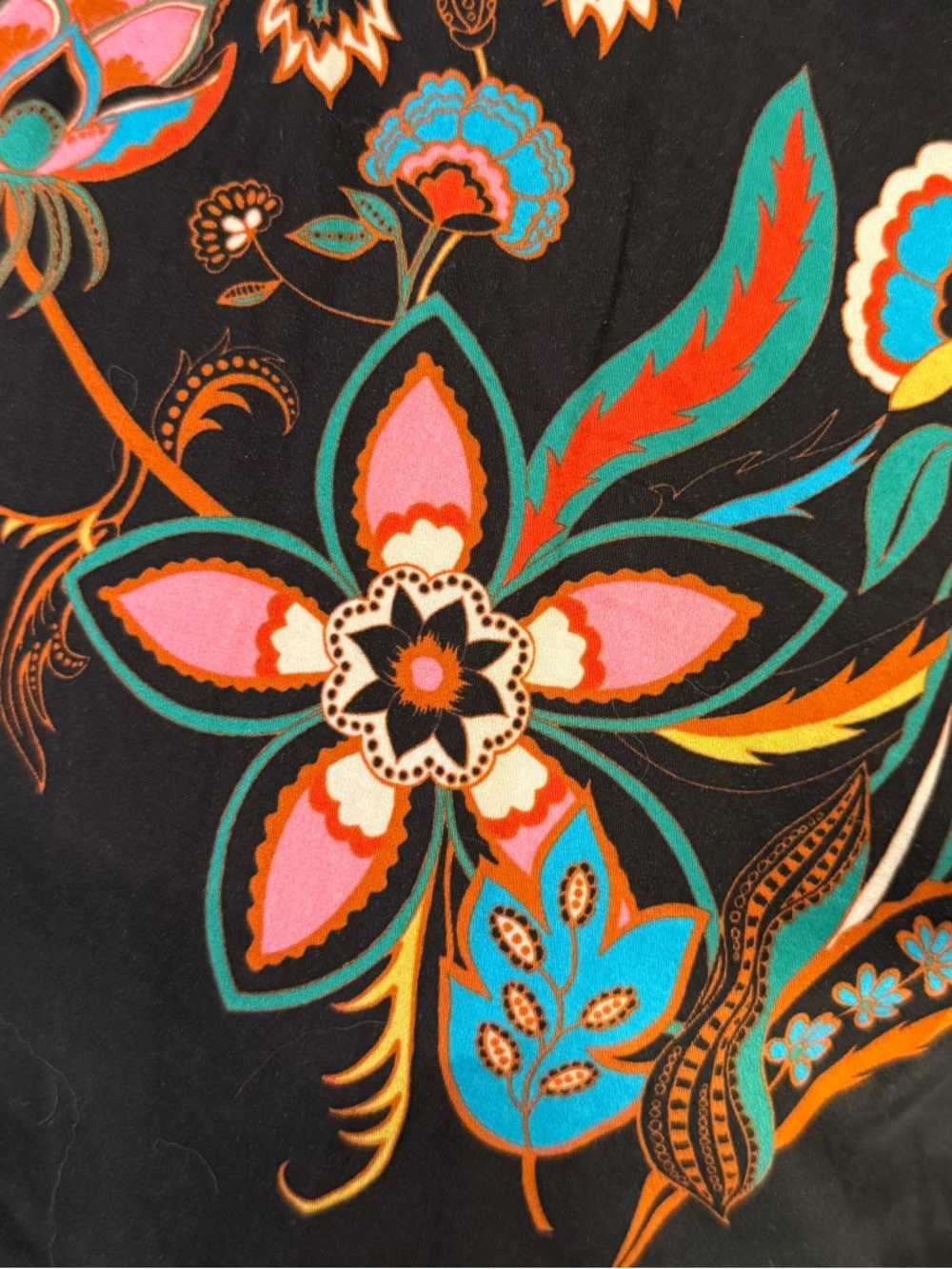 Boden Isodora Midi Shirt Dress in a black paisley chintz print - Picture 7 of 10